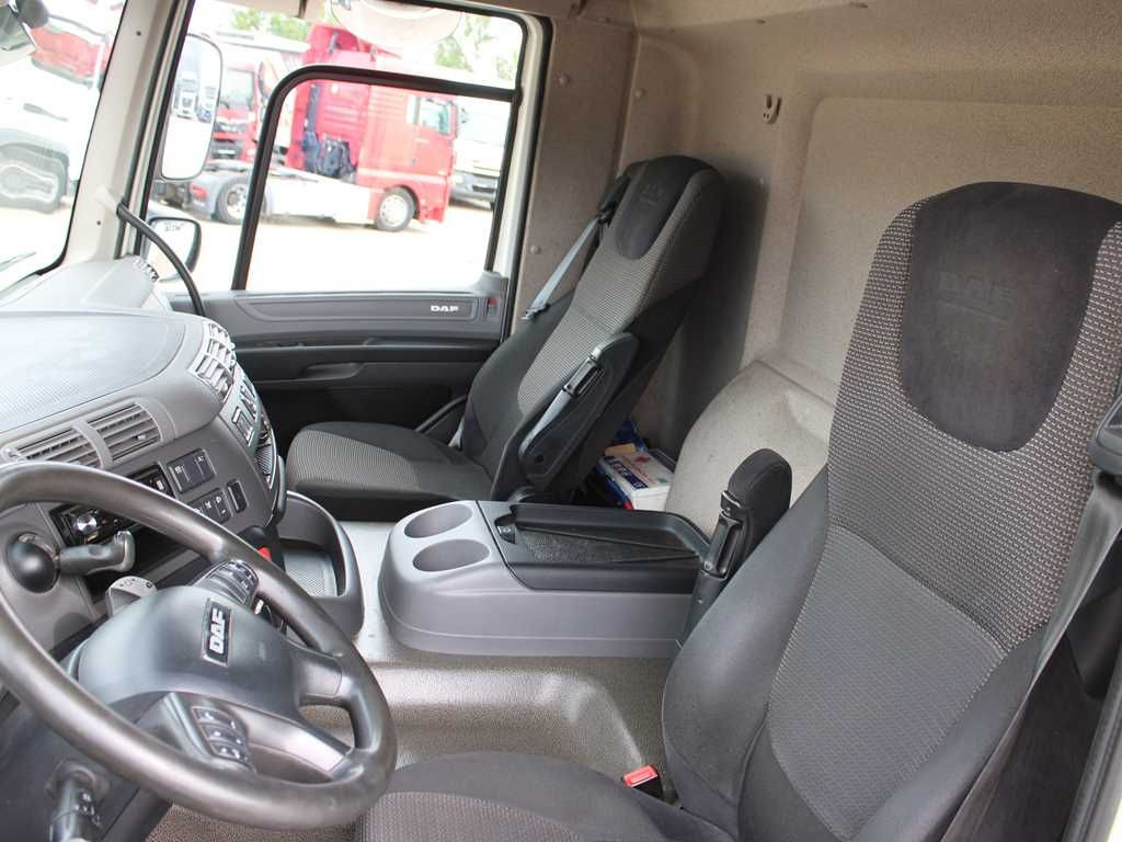 Crédit-bail de  DAF CF 320, TAIL LIFT, EURO 6 DAF CF 320, TAIL LIFT, EURO 6: photos 11