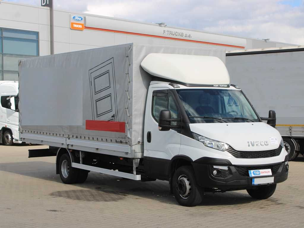 Iveco DAILY 70C17, SIDEWALLS, PNEU 80%, EURO 5, CAMERA - Fourgon utilitaire: photos 2 Iveco DAILY 70C17, SIDEWALLS, PNEU 80%, EURO 5, CAMERA - Fourgon utilitaire: photos 2