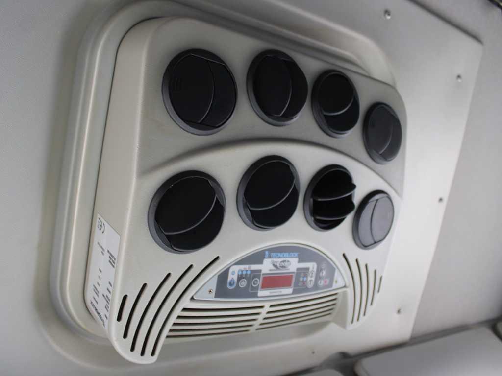 Crédit-bail de  Iveco EUROCARGO 120E, EURO 6, INDEPENDENT AIR CONDITIONING, CARRIER SUPRA 450 Iveco EUROCARGO 120E, EURO 6, INDEPENDENT AIR CONDITIONING, CARRIER SUPRA 450: photos 16