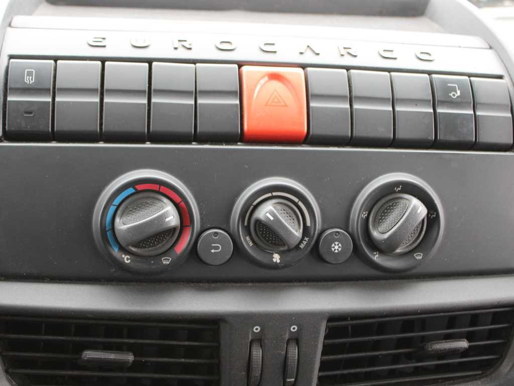 Camion frigorifique Iveco EUROCARGO 75E19, THERMO KING C - 450e, HYDRAULIC FRONT: photos 13