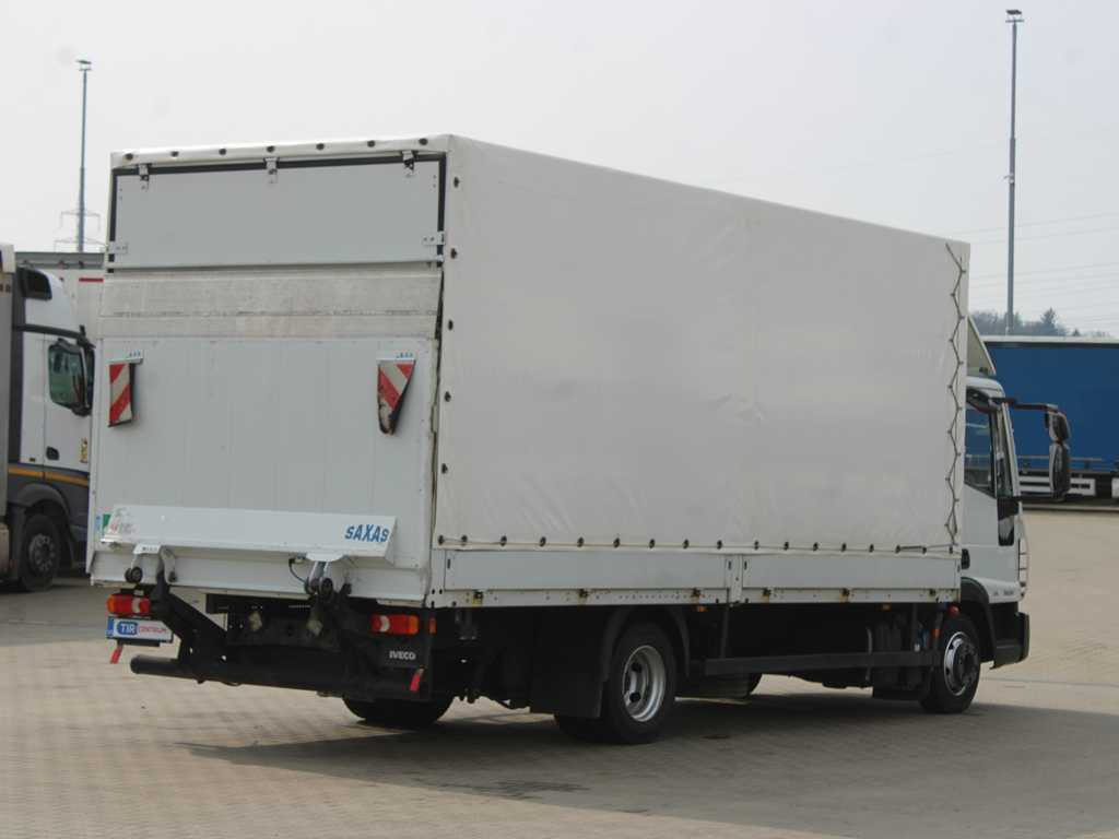 Iveco EUROCARGO 75E21, EURO 6, SIDE BOARD, HYDRAULIC FRONT, TIRES 80% - Camion à rideaux coulissants: photos 4 Iveco EUROCARGO 75E21, EURO 6, SIDE BOARD, HYDRAULIC FRONT, TIRES 80% - Camion à rideaux coulissants: photos 4