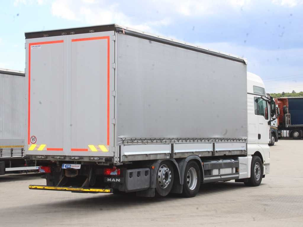 MAN TGS 26.440, 6X2, EURO 5, LIFTING AXLE + PV018H - Camion à rideaux coulissants: photos 3 MAN TGS 26.440, 6X2, EURO 5, LIFTING AXLE + PV018H - Camion à rideaux coulissants: photos 3