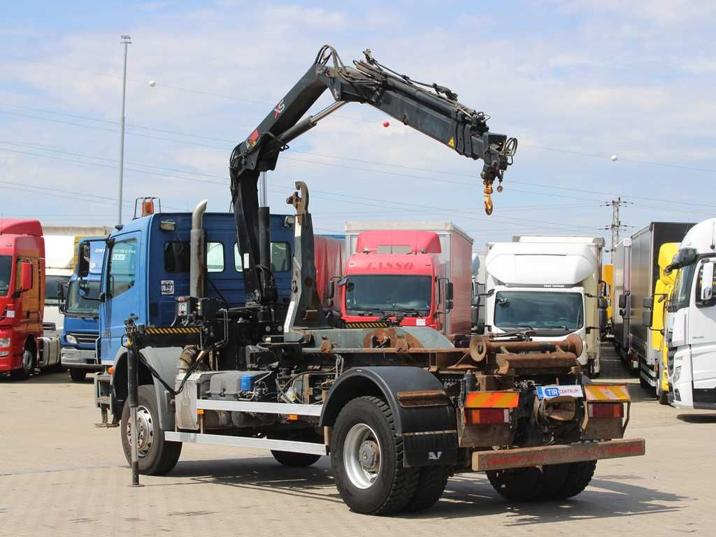 Mercedes-Benz AXOR 1824, CRANE HIAB 099B-3 DUO, 4x4 - Camion grue: photos 4 Mercedes-Benz AXOR 1824, CRANE HIAB 099B-3 DUO, 4x4 - Camion grue: photos 4