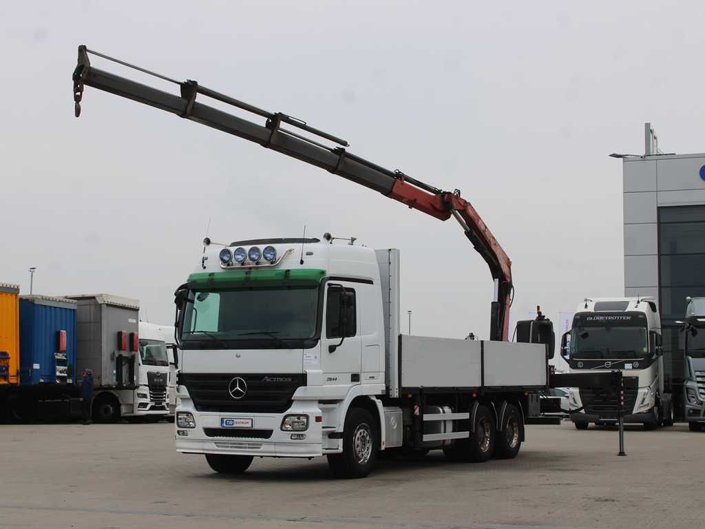 Mercedes-Benz Actros 2644, 6X4, EURO 4, CRANE FASSI F210 - Camion plateau, Camion grue: photos 1 Mercedes-Benz Actros 2644, 6X4, EURO 4, CRANE FASSI F210 - Camion plateau, Camion grue: photos 1