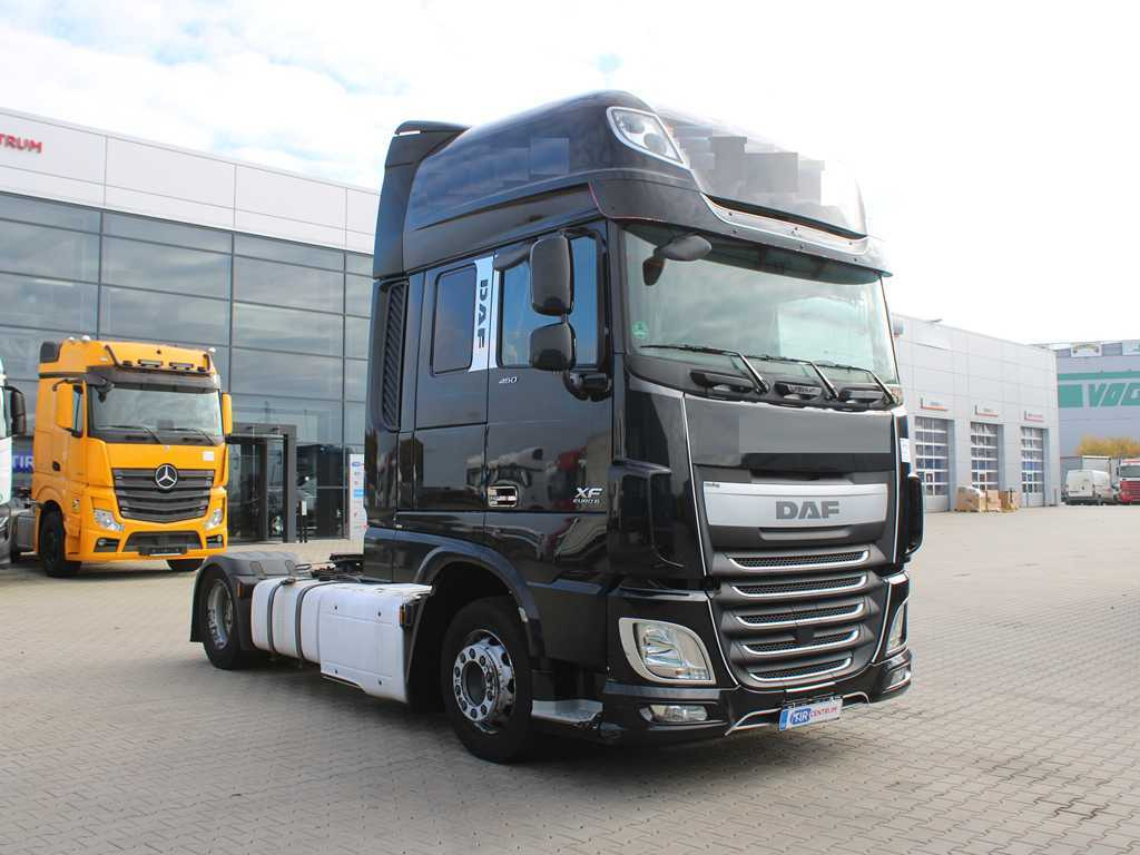 DAF XF 460, EURO 6, LOWDECK - Tracteur routier: photos 3 DAF XF 460, EURO 6, LOWDECK - Tracteur routier: photos 3