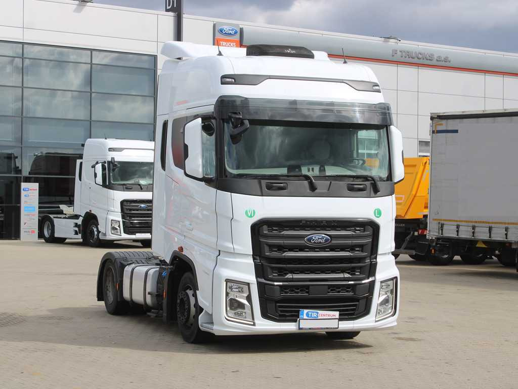 Ford F-MAX LL 12S, EURO 6, LOWDECK, NAVIGATION, INDEPENDENT AIR CONDITIONING - Tracteur routier: photos 3 Ford F-MAX LL 12S, EURO 6, LOWDECK, NAVIGATION, INDEPENDENT AIR CONDITIONING - Tracteur routier: photos 3