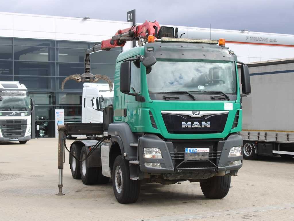 MAN TGS 33.500, 6X6, EURO 6, RETARDER, PALFINGER HYDRAULIC ARM Q170Z96 - Tracteur routier: photos 3 MAN TGS 33.500, 6X6, EURO 6, RETARDER, PALFINGER HYDRAULIC ARM Q170Z96 - Tracteur routier: photos 3