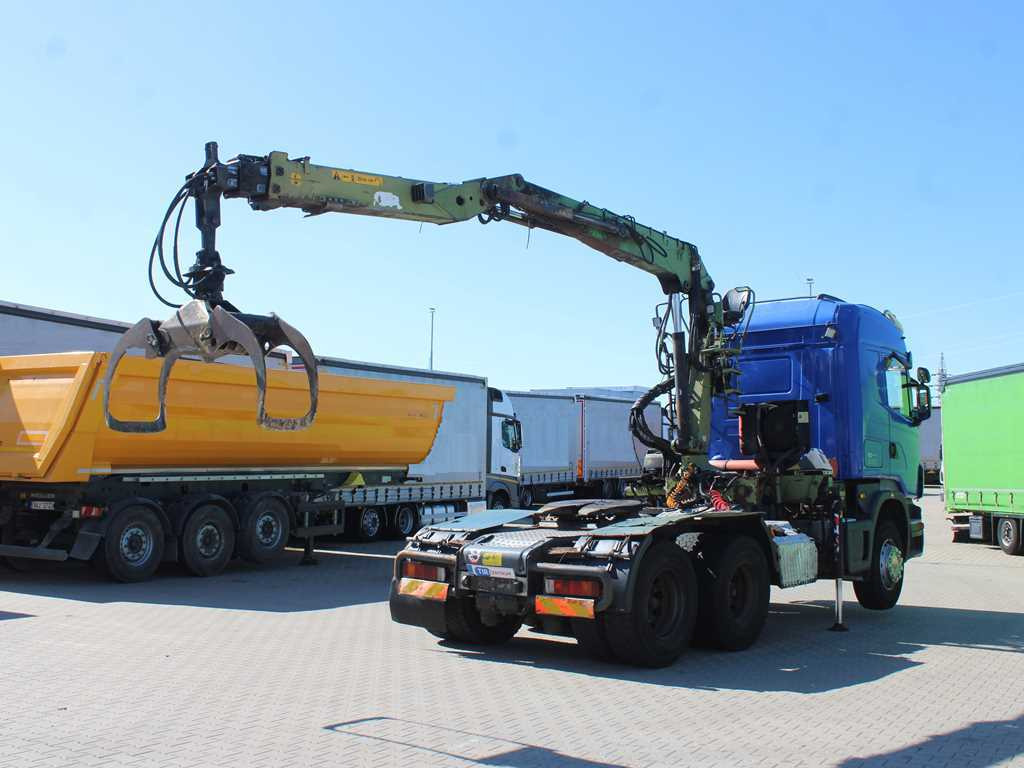 Scania R420, 6x4, EURO 3, HYDRAULIC ARM LOGLIFT F135ZT94A, LIGHTS - Tracteur routier: photos 4 Scania R420, 6x4, EURO 3, HYDRAULIC ARM LOGLIFT F135ZT94A, LIGHTS - Tracteur routier: photos 4