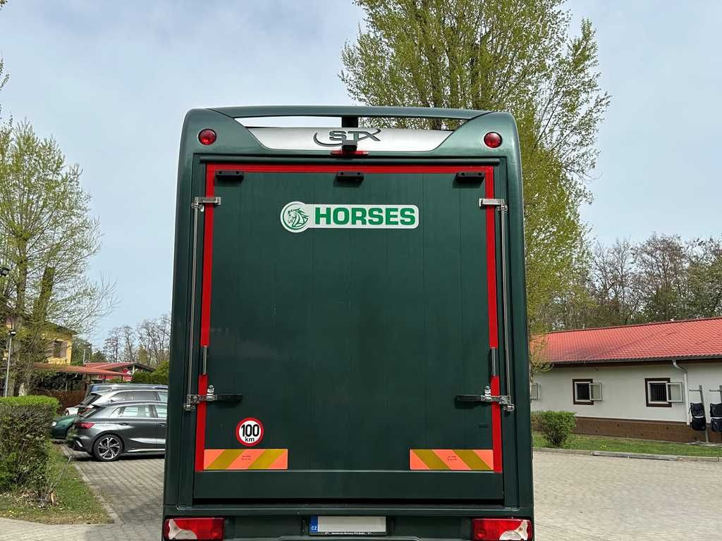 Volvo STX FL, 6 PEOPLE, 5 HORSES, CAMERA, 2X TAIL LIFT - Camion chevaux: photos 4 Volvo STX FL, 6 PEOPLE, 5 HORSES, CAMERA, 2X TAIL LIFT - Camion chevaux: photos 4