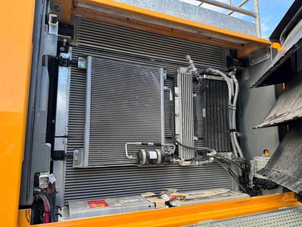 Pelle de manutention Liebherr LH 40C EW: photos 15 Pelle de manutention Liebherr LH 40C EW: photos 15