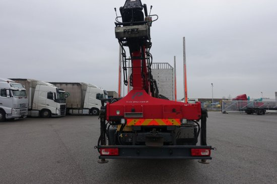 DAF FAT XF 510 mit Penz Ladekran 15Z8.70 inkl. Holzgreifer 6x4 - Camion grumier: photos 5 DAF FAT XF 510 mit Penz Ladekran 15Z8.70 inkl. Holzgreifer 6x4 - Camion grumier: photos 5