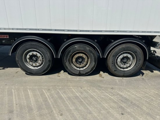 Kempf SKM 39 Alu-Kastenmulde 55m³ Rollplane - Semi-remorque benne: photos 3 Kempf SKM 39 Alu-Kastenmulde 55m³ Rollplane - Semi-remorque benne: photos 3