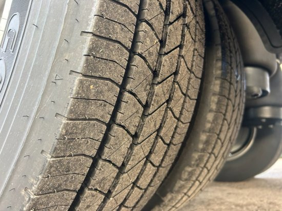 Semi-remorque rideaux coulissants neuf Krone City Liner Profi, 1-Achs- Zwangsgelenkt, Dhollandia LBW 2000kg,: photos 10