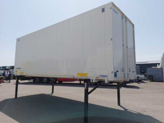 Krone DryBox Koffer 5 Stück verfügbar 7,45 Meter Gesamtlänge - Remorque porte-conteneur/ Caisse mobile: photos 2 Krone DryBox Koffer 5 Stück verfügbar 7,45 Meter Gesamtlänge - Remorque porte-conteneur/ Caisse mobile: photos 2