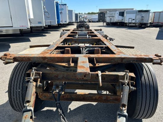 Renders Standard-Lafette BDF, BPW-Achsen - Remorque porte-conteneur/ Caisse mobile: photos 3 Renders Standard-Lafette BDF, BPW-Achsen - Remorque porte-conteneur/ Caisse mobile: photos 3