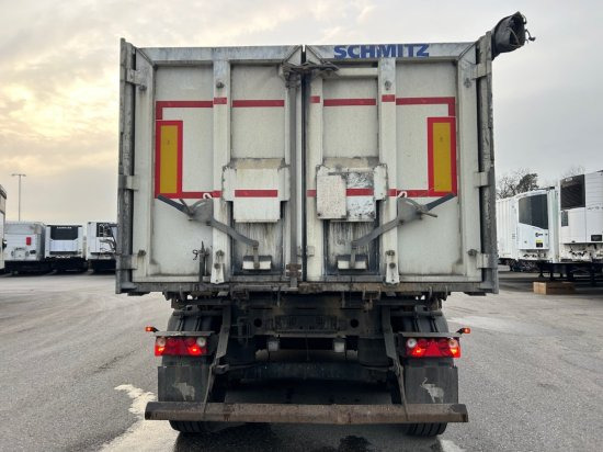 Schmitz SGF S3 Alu Kippmulde 36,5 m³, Liftachse, Hardoxboden, Rollplane, Podest - Semi-remorque benne: photos 4 Schmitz SGF S3 Alu Kippmulde 36,5 m³, Liftachse, Hardoxboden, Rollplane, Podest - Semi-remorque benne: photos 4