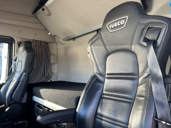 Tracteur routier Iveco Stralis 460 Gas, 2 LNG-Tanks, Retarder, Leder: photos 7 Tracteur routier Iveco Stralis 460 Gas, 2 LNG-Tanks, Retarder, Leder: photos 7