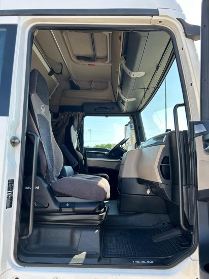 Tracteur routier MAN TGX 18.500 XLX, Standklima, Retarder E6: photos 13
