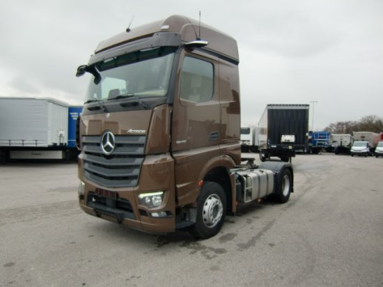 Mercedes-Benz Actros 1848 Gigaspace, Retarder, Standklima Retarder, Mirrow Cam - Tracteur routier: photos 3 Mercedes-Benz Actros 1848 Gigaspace, Retarder, Standklima Retarder, Mirrow Cam - Tracteur routier: photos 3