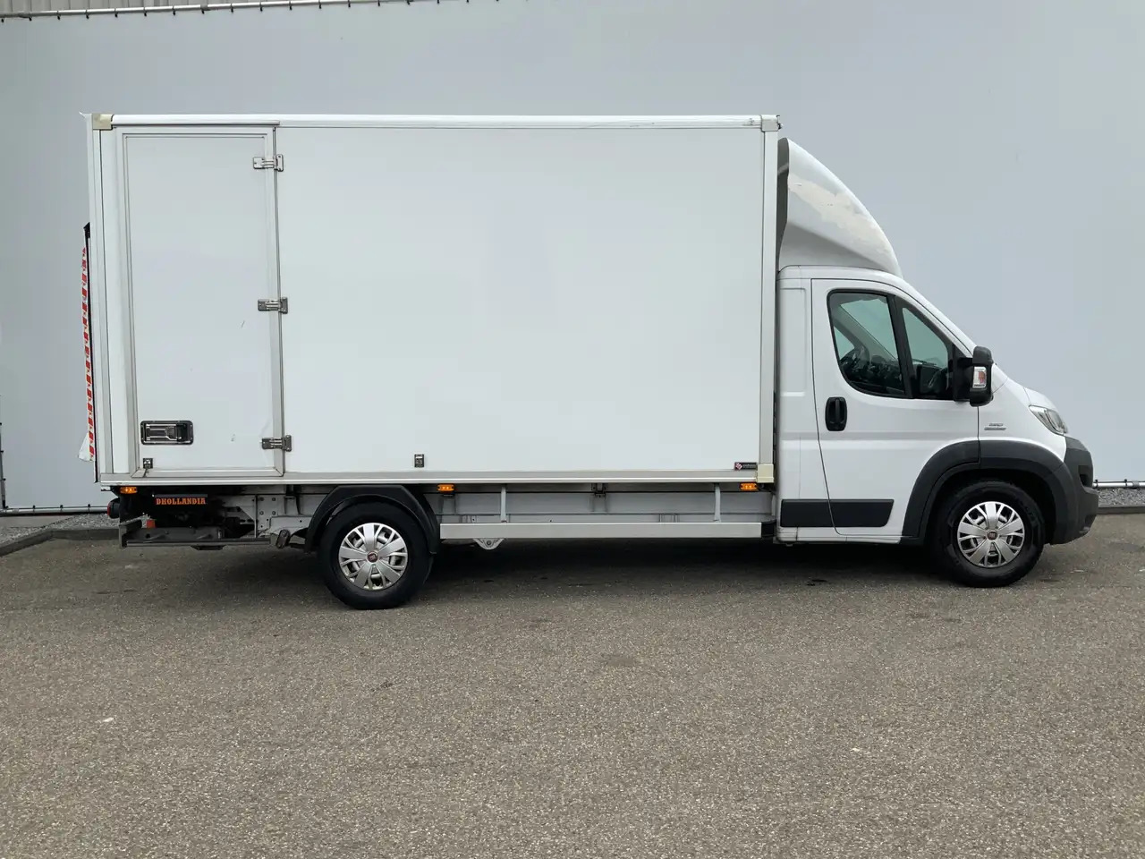 Fourgon grand volume Fiat Ducato 35H 2.3 MultiJet L3H1 Meubelbak & Lift & Zijdeur A: photos 23
