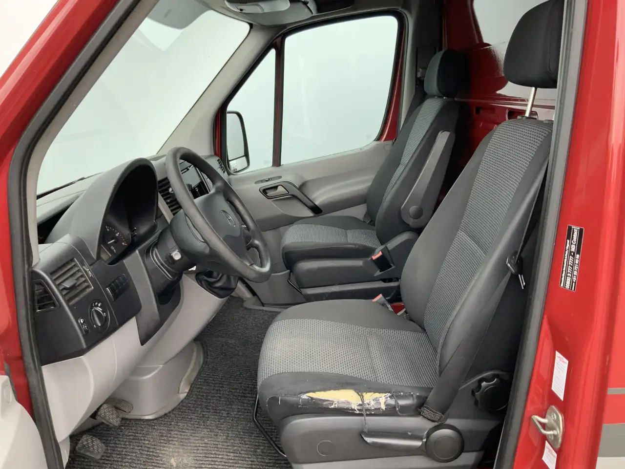 Mercedes-Benz Sprinter 313 2.2 CDI 366 ijswagen 40 gr _0 Deuren 10 Euro 5 - Utilitaire frigorifique: photos 5 Mercedes-Benz Sprinter 313 2.2 CDI 366 ijswagen 40 gr _0 Deuren 10 Euro 5 - Utilitaire frigorifique: photos 5