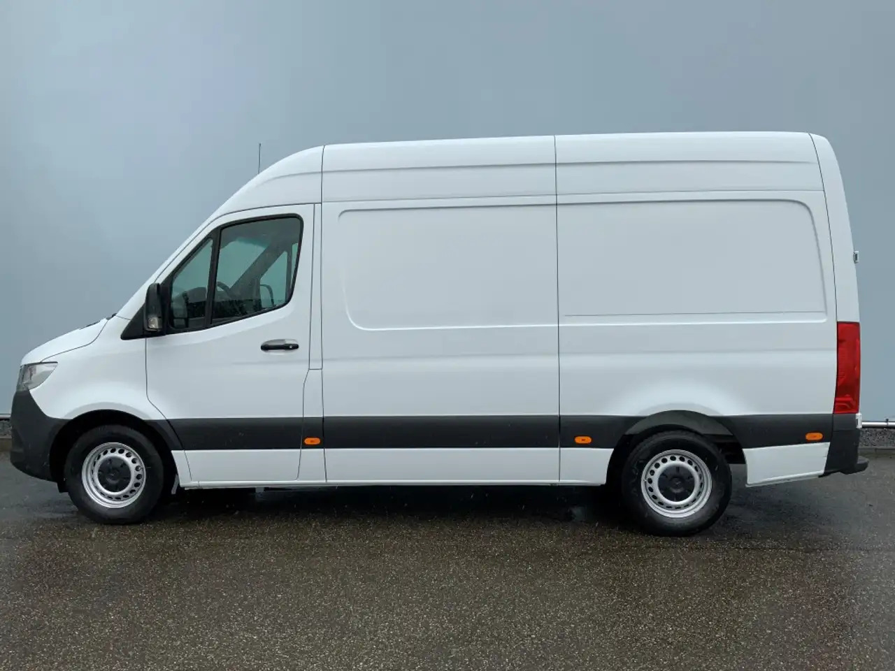 Mercedes-Benz Sprinter 316 2.2 CDI 366 L2 H2 Airco 2 Zits Euro 6 - Fourgon utilitaire: photos 4 Mercedes-Benz Sprinter 316 2.2 CDI 366 L2 H2 Airco 2 Zits Euro 6 - Fourgon utilitaire: photos 4