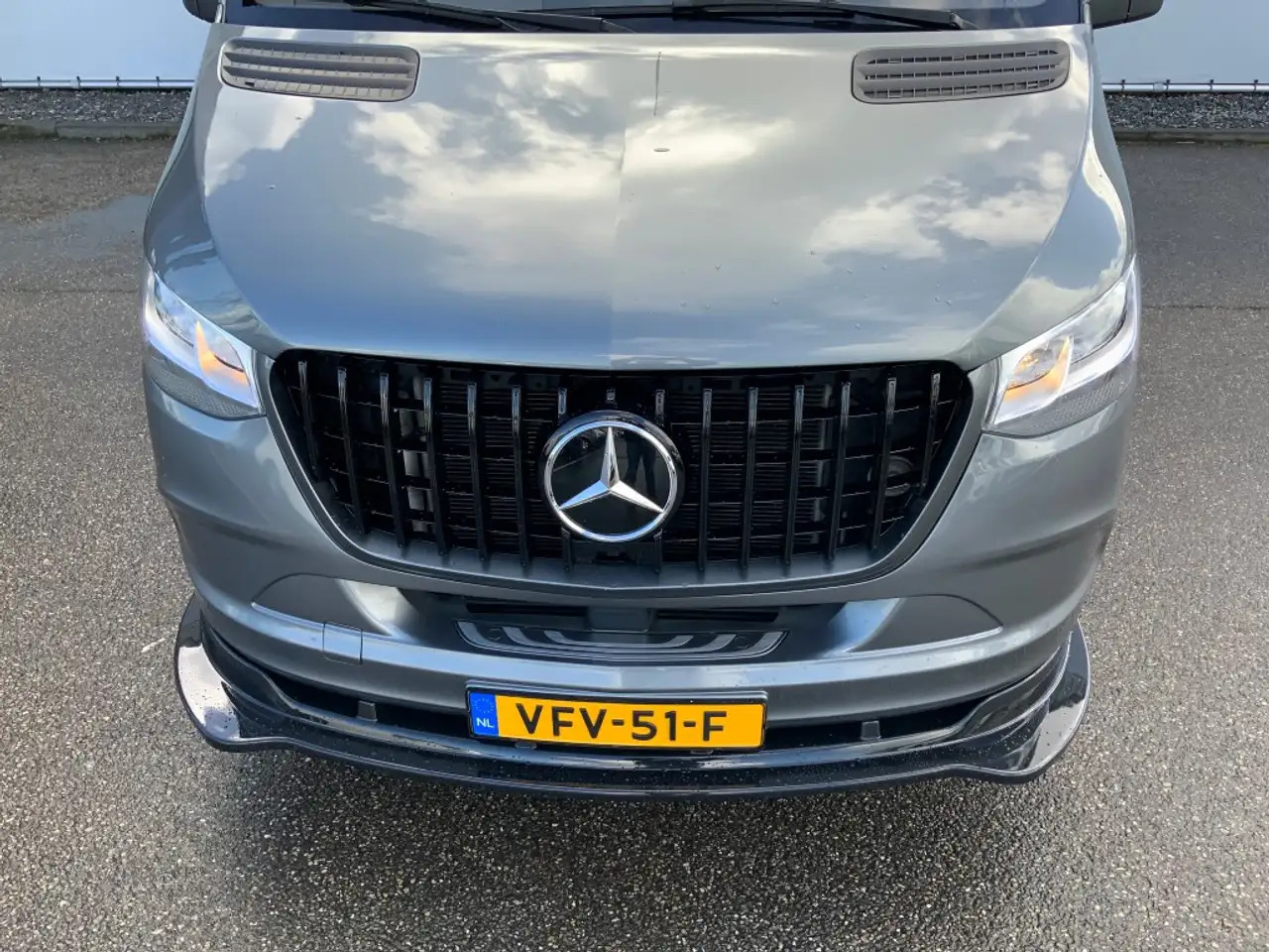 Mercedes-Benz Sprinter 319 3.0 CDI Autom.L2H2 Airco Cruise 3 Zits MBux 10 - Fourgon utilitaire: photos 4 Mercedes-Benz Sprinter 319 3.0 CDI Autom.L2H2 Airco Cruise 3 Zits MBux 10 - Fourgon utilitaire: photos 4