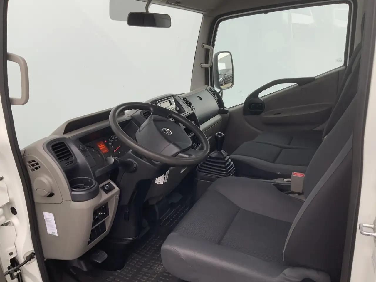 Utilitaire benne Nissan NT400 32.12 2.5 dCi 250 Kipper Trekhaak 2000 kg 3: photos 12