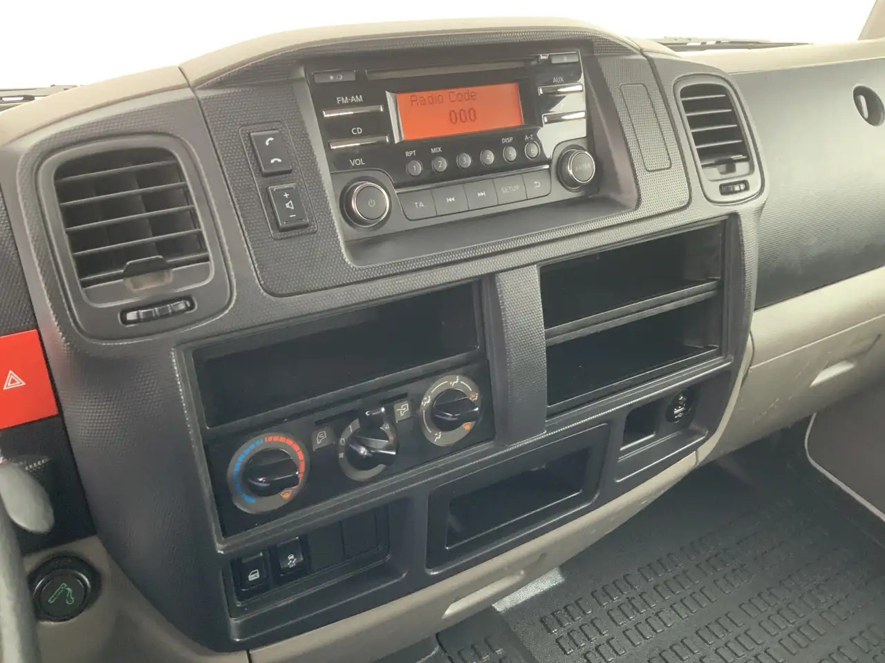 Utilitaire benne Nissan NT400 32.12 2.5 dCi 250 Kipper Trekhaak 2000 kg 3: photos 8