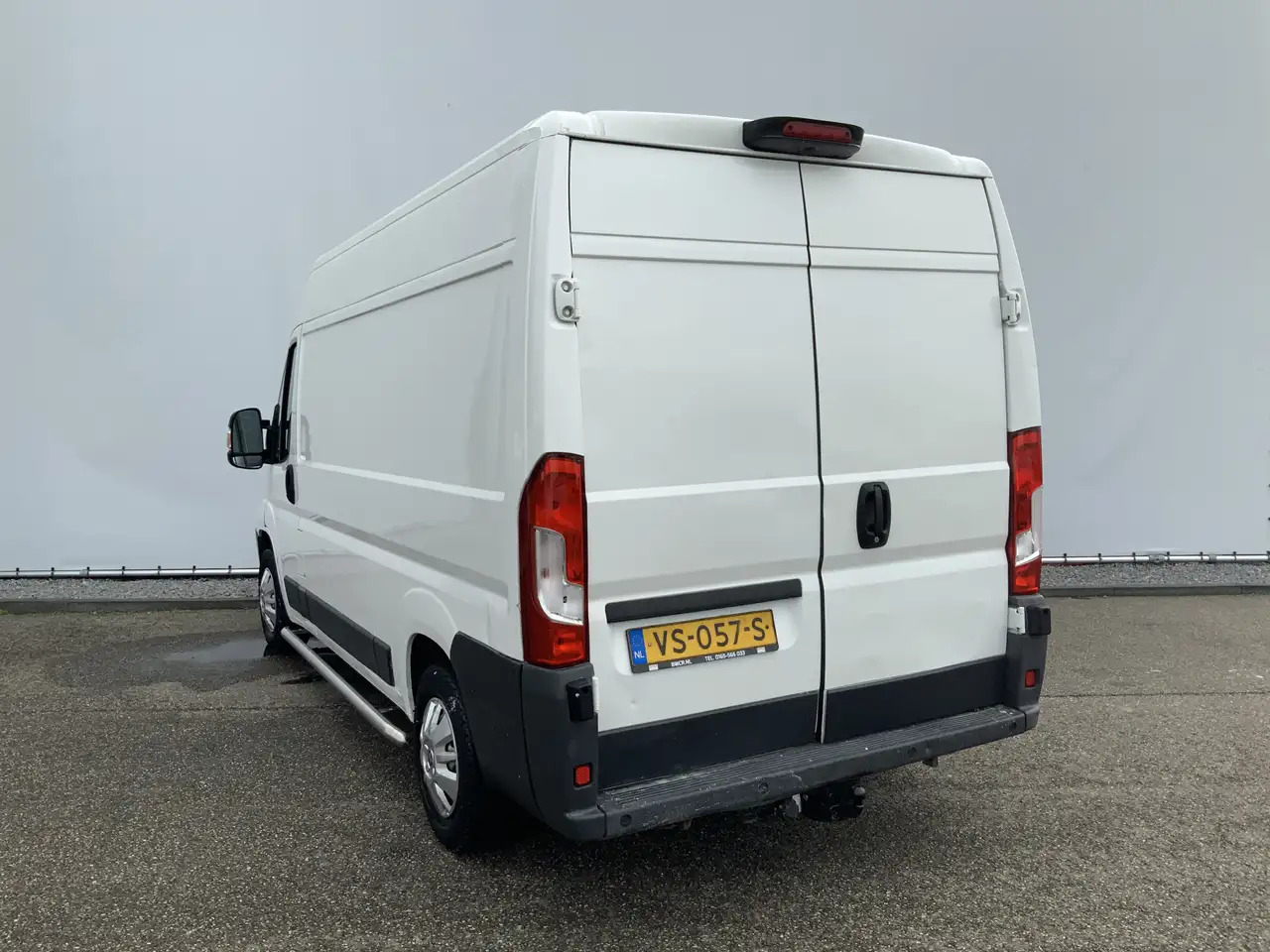 Peugeot Boxer 330 2.2 HDI L2H2 Première Airco Cruise Camera side - Fourgon utilitaire: photos 3 Peugeot Boxer 330 2.2 HDI L2H2 Première Airco Cruise Camera side - Fourgon utilitaire: photos 3