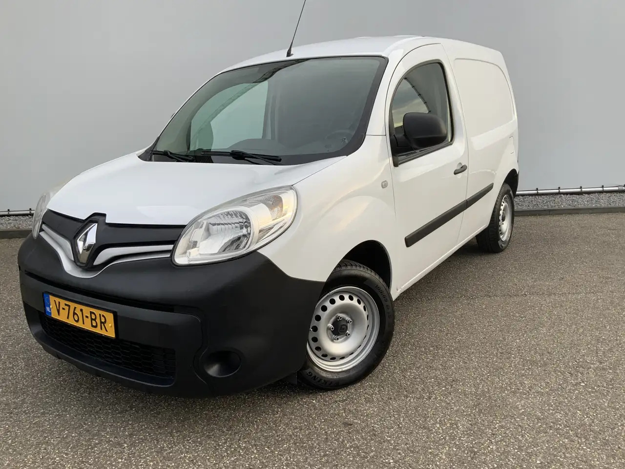 Renault Kangoo 1.5 dCi 90 Energy Luxe Airco Cruise Euro 6 - Fourgonnette: photos 1 Renault Kangoo 1.5 dCi 90 Energy Luxe Airco Cruise Euro 6 - Fourgonnette: photos 1