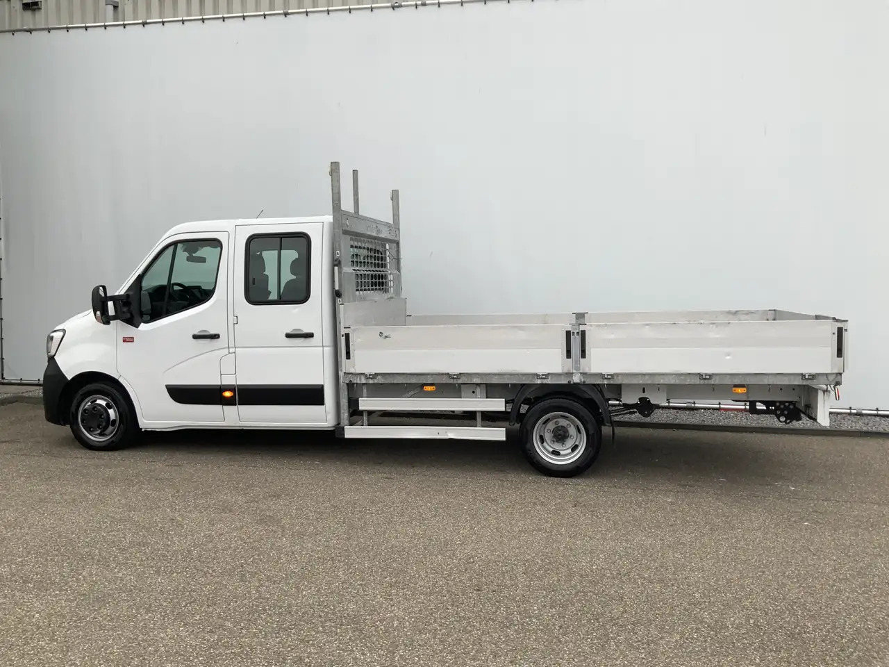 Renault Master T35 2.3 dCi 165 L4 Dub Cab PickUp Navi 6 Zits Trek - Utilitaire plateau: photos 3 Renault Master T35 2.3 dCi 165 L4 Dub Cab PickUp Navi 6 Zits Trek - Utilitaire plateau: photos 3