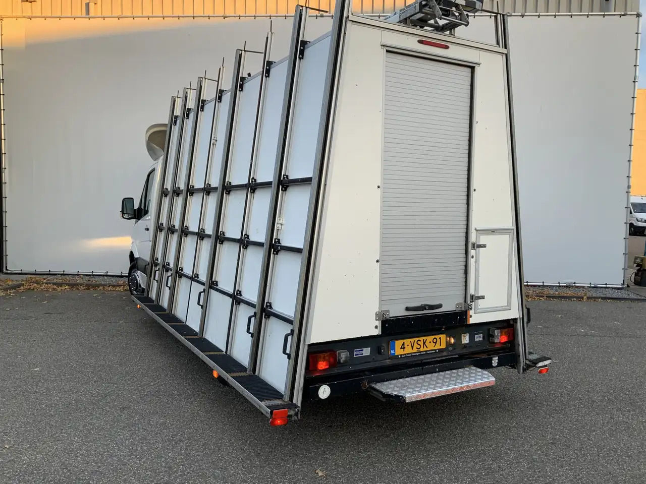 Volkswagen Crafter 35 2.0 TDI L3H1 Glasresteel Airco Cruise 3 Zits La - Fourgon grand volume: photos 2 Volkswagen Crafter 35 2.0 TDI L3H1 Glasresteel Airco Cruise 3 Zits La - Fourgon grand volume: photos 2