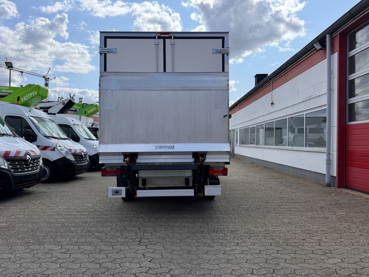 IVECO Daily 35S14 Tiefkühlkoffer Carrier Pulsor 350 LBW EURO 6 - Utilitaire frigorifique: photos 5 IVECO Daily 35S14 Tiefkühlkoffer Carrier Pulsor 350 LBW EURO 6 - Utilitaire frigorifique: photos 5