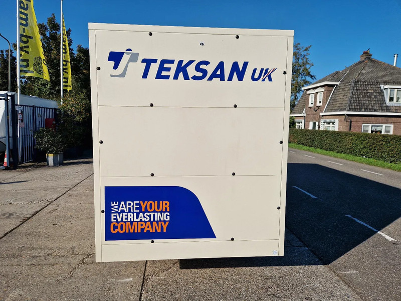 Doosan UNUSED Teksan UK TJ440DW gen set 440kVA Doosan 8-cilinder - Groupe électrogène: photos 4 Doosan UNUSED Teksan UK TJ440DW gen set 440kVA Doosan 8-cilinder - Groupe électrogène: photos 4