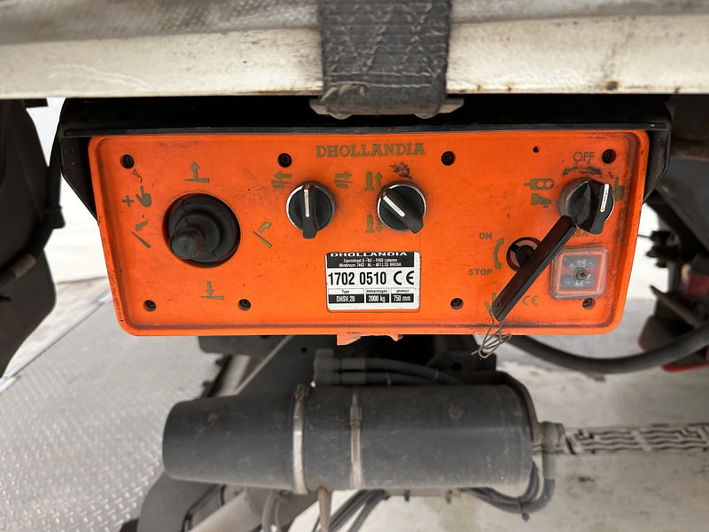 DAF CF 370 - Camion à rideaux coulissants: photos 4 DAF CF 370 - Camion à rideaux coulissants: photos 4