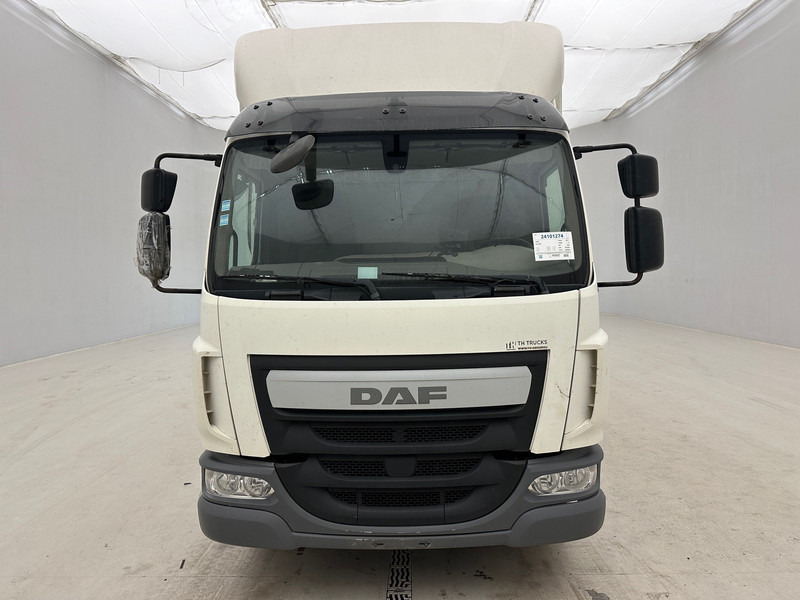 DAF LF 230 - Camion fourgon: photos 2 DAF LF 230 - Camion fourgon: photos 2