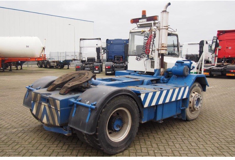 DAF RORO Terminal tractor TT13050H - Tracteur portuaire: photos 5 DAF RORO Terminal tractor TT13050H - Tracteur portuaire: photos 5
