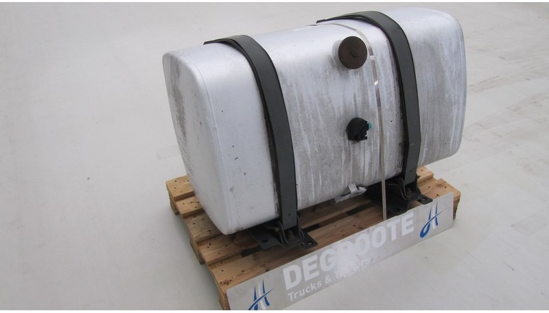 DAF Tank XF LI. - Réservoir de carburant: photos 2 DAF Tank XF LI. - Réservoir de carburant: photos 2