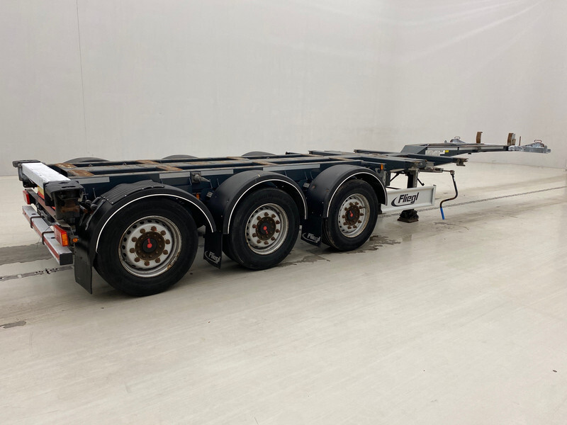 Fliegl Polyvalent skelet 2 x 20-30-40-45 ft - Semi-remorque porte-conteneur/ Caisse mobile: photos 4 Fliegl Polyvalent skelet 2 x 20-30-40-45 ft - Semi-remorque porte-conteneur/ Caisse mobile: photos 4