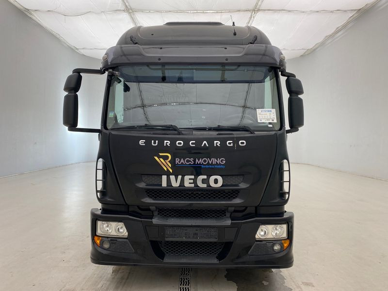 Iveco Eurocargo 140E28 - Camion fourgon: photos 2 Iveco Eurocargo 140E28 - Camion fourgon: photos 2