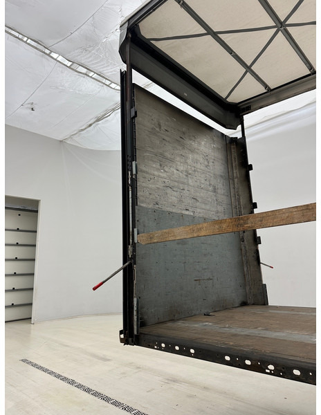 Kögel Tautliner - Semi-remorque rideaux coulissants: photos 4 Kögel Tautliner - Semi-remorque rideaux coulissants: photos 4