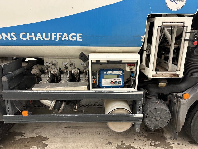 MAN TGL 10.180 - Camion citerne: photos 5 MAN TGL 10.180 - Camion citerne: photos 5