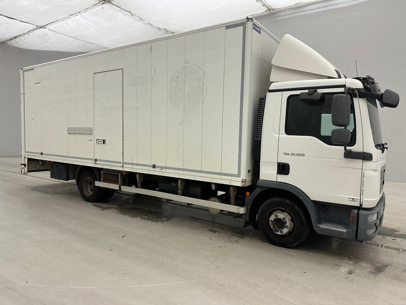 MAN TGL 12.220 - Camion fourgon: photos 3 MAN TGL 12.220 - Camion fourgon: photos 3