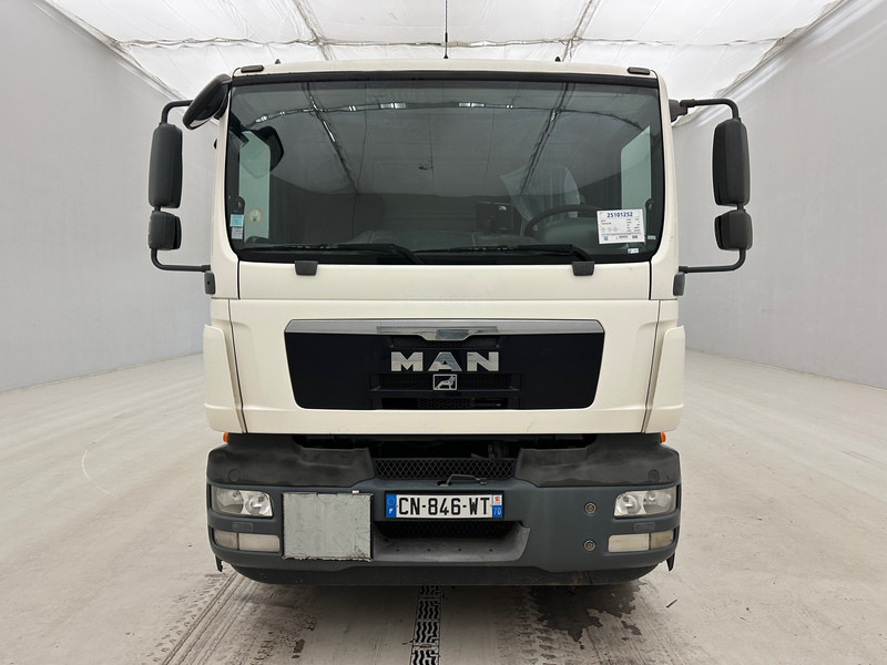MAN TGM 18.290 - Camion citerne: photos 2 MAN TGM 18.290 - Camion citerne: photos 2