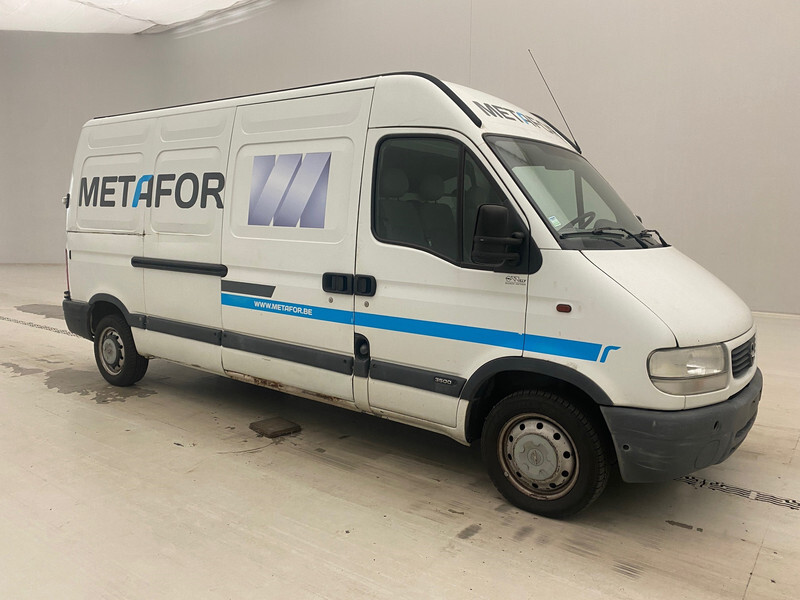 Opel Movano - Fourgon utilitaire: photos 3 Opel Movano - Fourgon utilitaire: photos 3