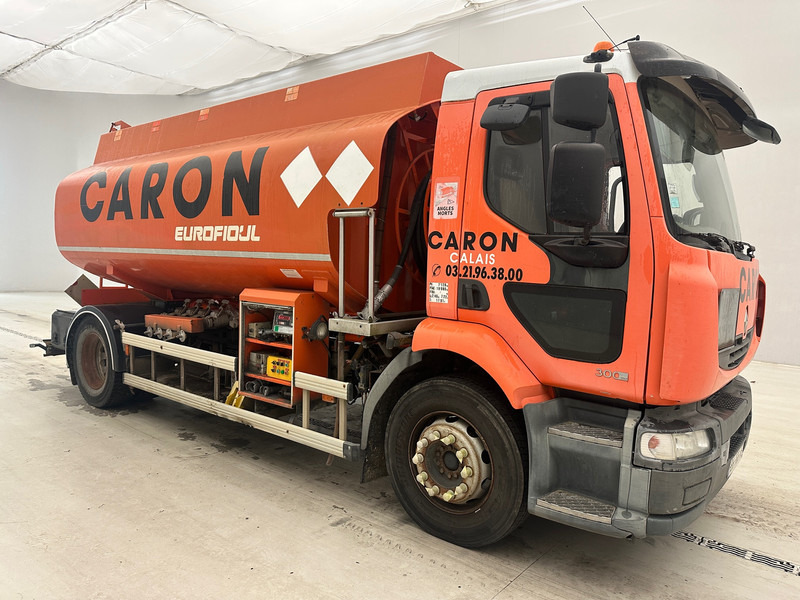 Renault Midlum 300 DXi - Camion citerne: photos 3 Renault Midlum 300 DXi - Camion citerne: photos 3