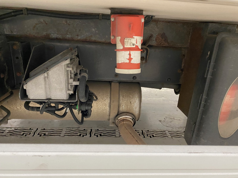 Camion frigorifique Renault Midlum 300 DXi: photos 14 Camion frigorifique Renault Midlum 300 DXi: photos 14