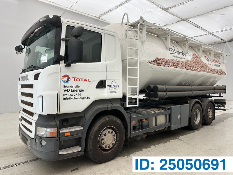 Scania R420 - 6x2 - Camion citerne: photos 1 Scania R420 - 6x2 - Camion citerne: photos 1