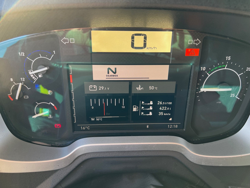 Tracteur routier Renault T 460: photos 9 Tracteur routier Renault T 460: photos 9